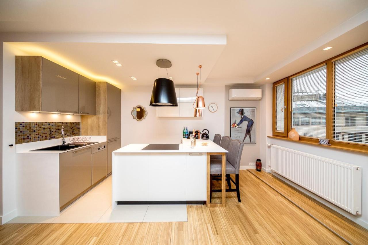 Golden Apartment With Air Condition By Your Freedom Varsóvia Exterior foto